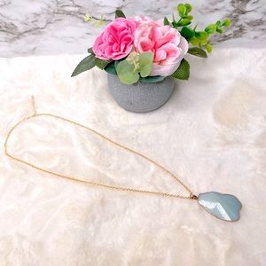 🌸BM&Co Mint Green Quartz w/ Gold Necklace🌸